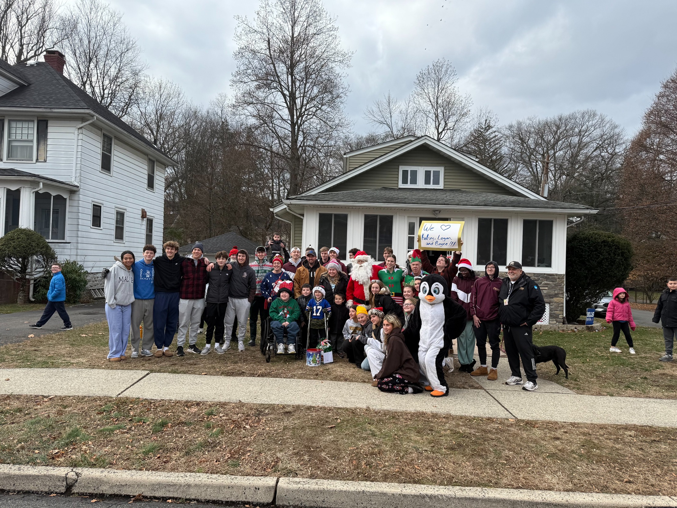 STAC Cross Country and Track & Field Programs Take Part in 2025 Penguin Plunge Parade