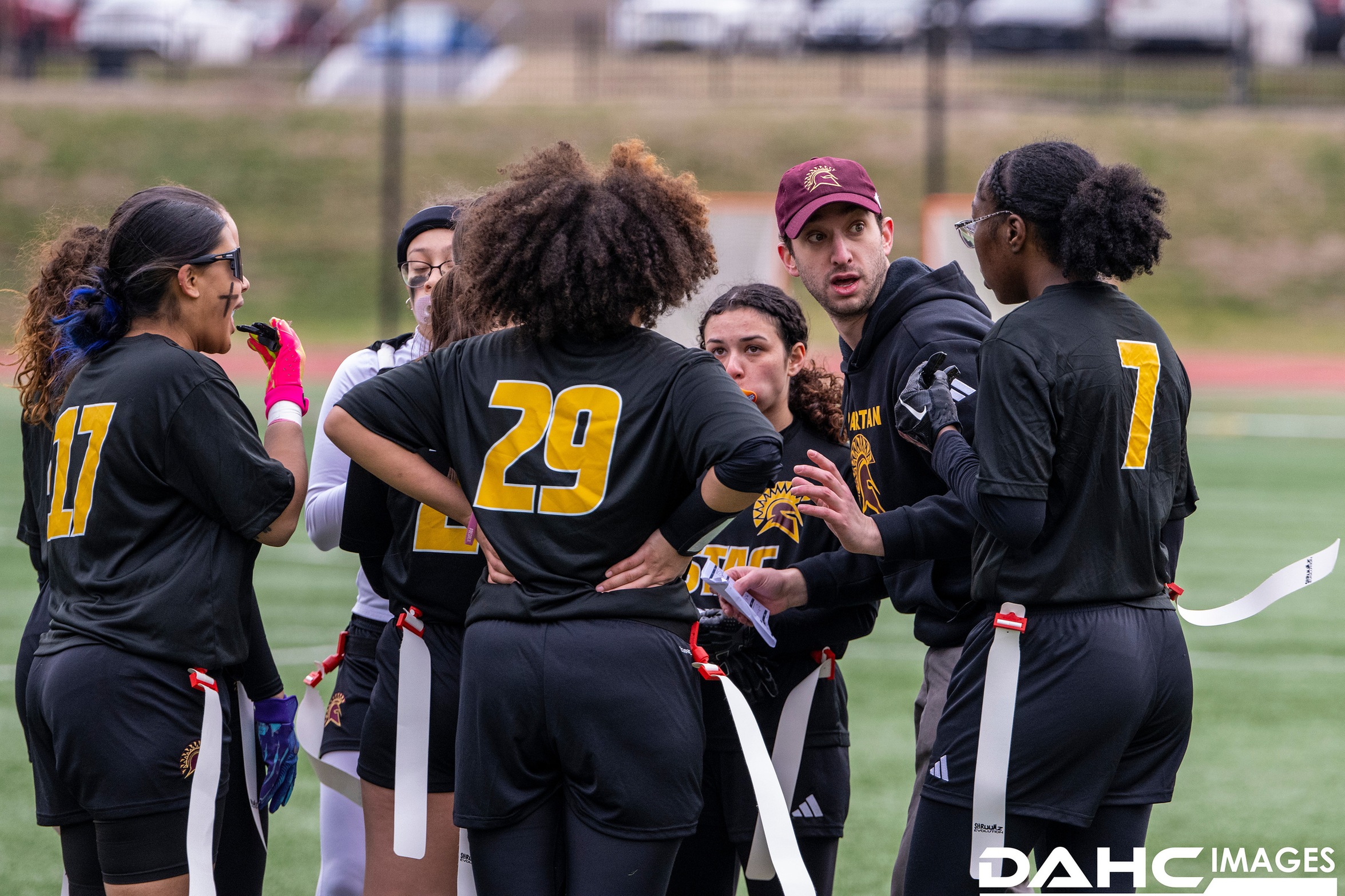 STAC Women&rsquo;s Flag Football Stays Unstoppable, Sweeps Post and Mount Saint Mary 31-6